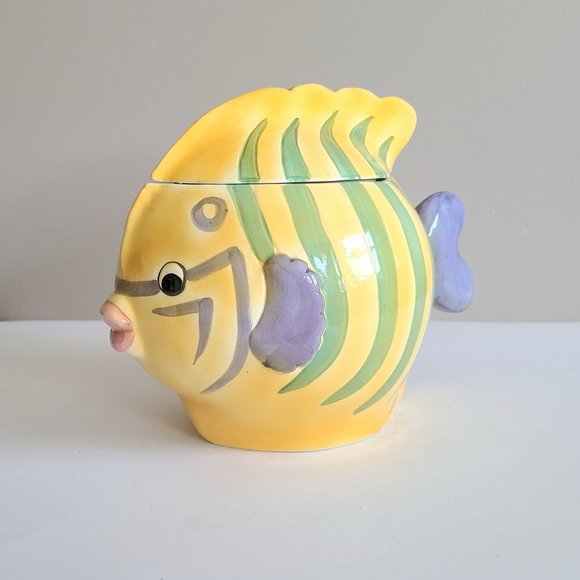 Vintage 1980s Fish shape cookie/biscuit jar. - Picture 2 of 13